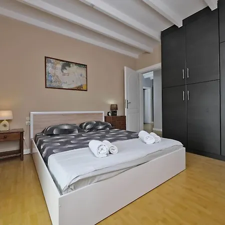 Villa Mavrikia