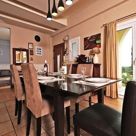 Villa Mavrikia Sfakera